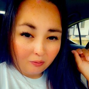 Meet your Posher, Alesha